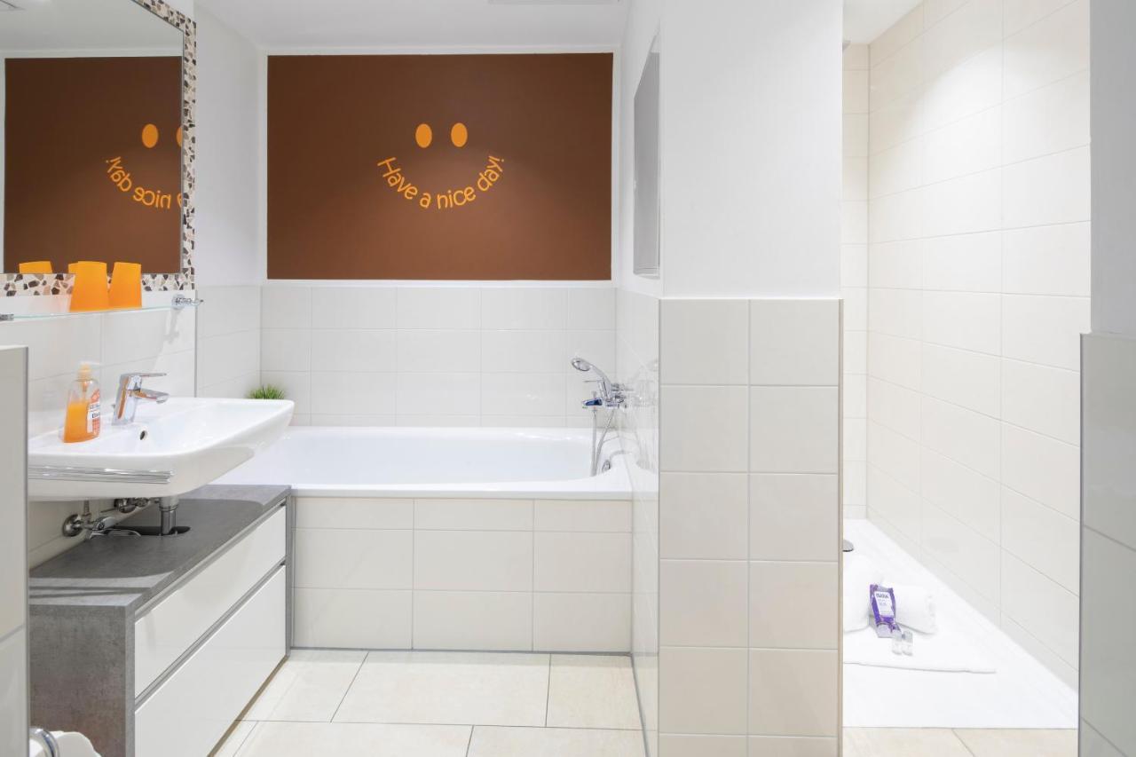 Mein Appartement Huerth Koeln Dış mekan fotoğraf